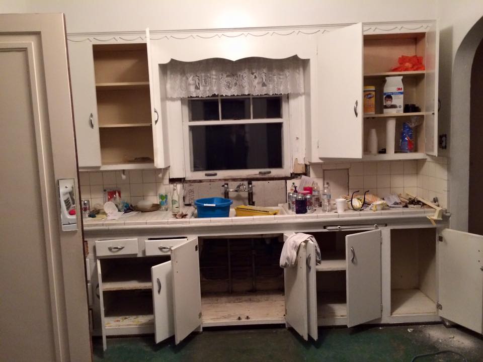 1920s original kitchen of colonial style home | Building Bluebird