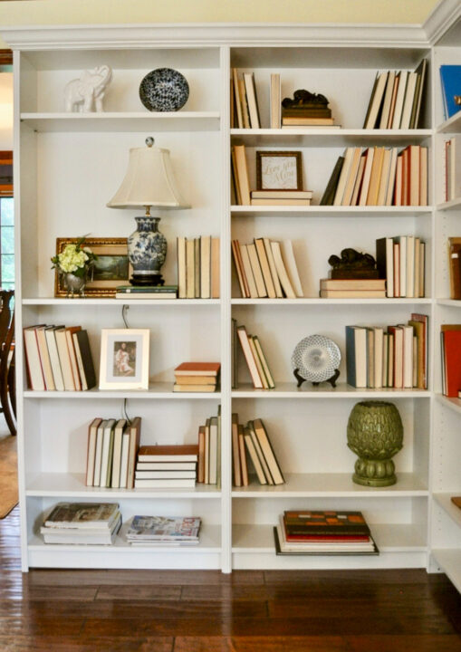 Styling shelves when selling your home for a neutral look