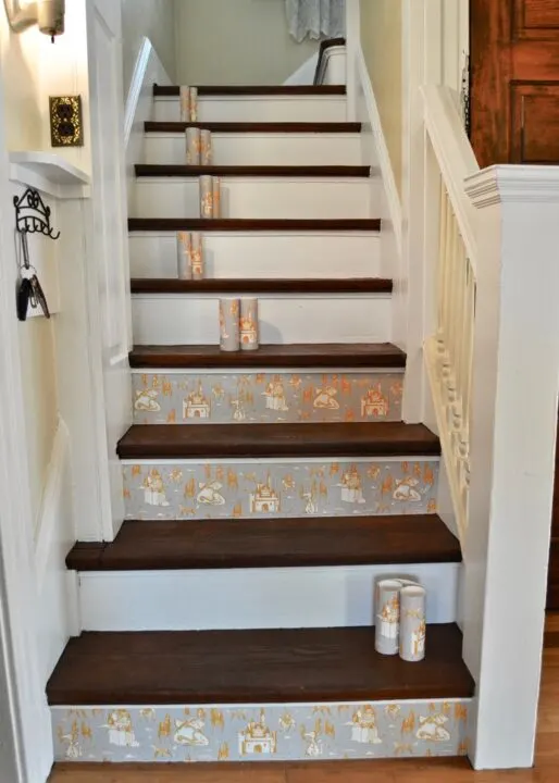 How to wallpaper your staircase with temporary wallpaper for less than $100 | Building Bluebird