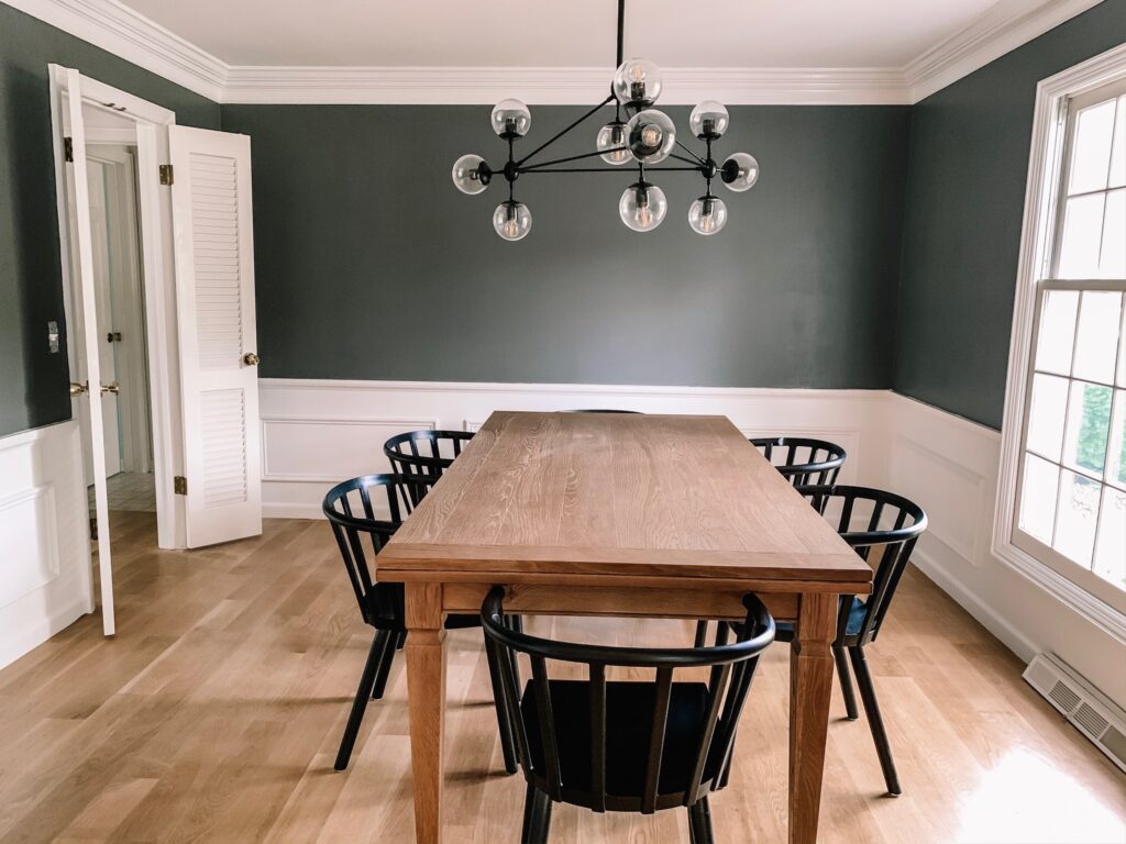 How to paint a room and achieve professional results | Building Bluebird #tutorial #moodypaint #diningroommakeover #tablesetting