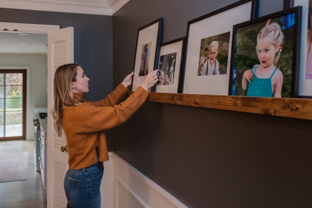 DIY art ledge to display artwork or family photos | Building Bluebird