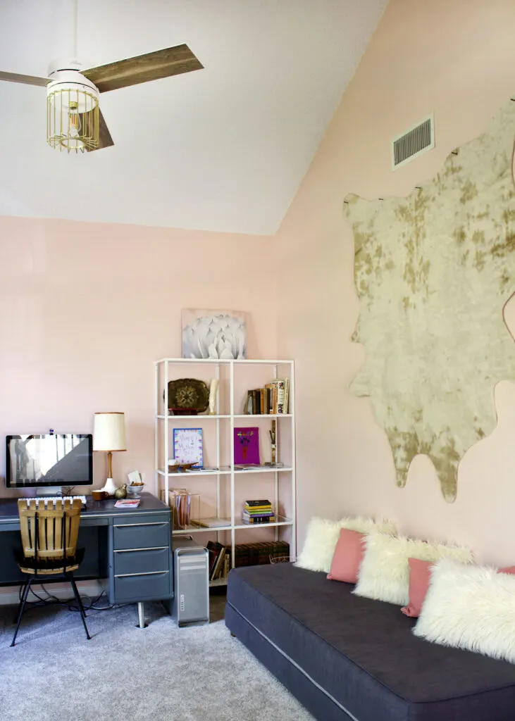 The best neutral pink paint colors to try at home - Sherwin Williams Romance via Tag and Tibby | Building Bluebird #dustypink #muddypink