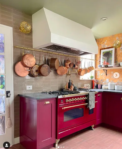 Shavandas bright and colorful kitchen is full of energy | Building Bluebird