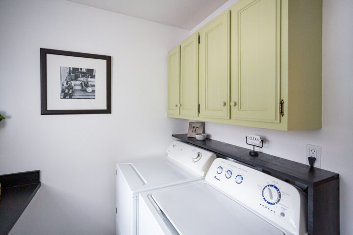 Budget-friendly laundry room makeover with easy DIY projects to modernize a space | Building Bluebird #paintedfloors #rustoleum #behrpaint #backtonature