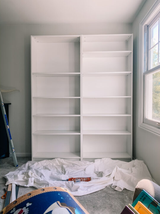 How to create a built-in bookshelf using two Ikea Billy bookcases | Building Bluebird #diyhack #homerenovation #ikeahack #shelfie #bookshelfstyling #organization