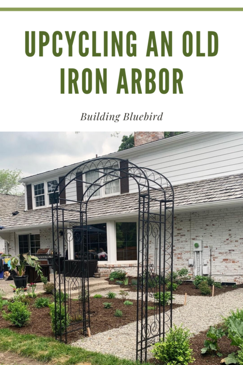How to fix up an old iron arbor to add that English garden charm to your yard | Building Bluebird #upcycle #affordablediy