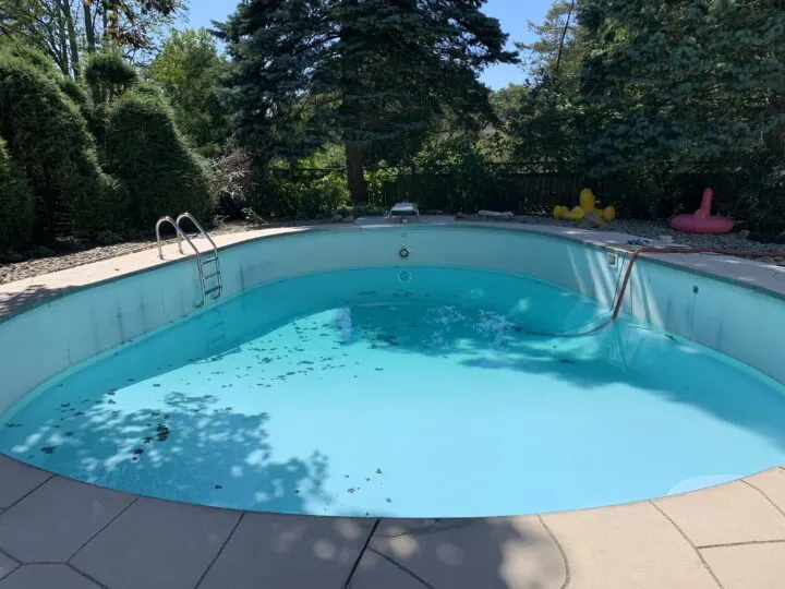 How to drain your pool to prep for paint | Building Bluebird #tutorial #paint #diy #home renovation