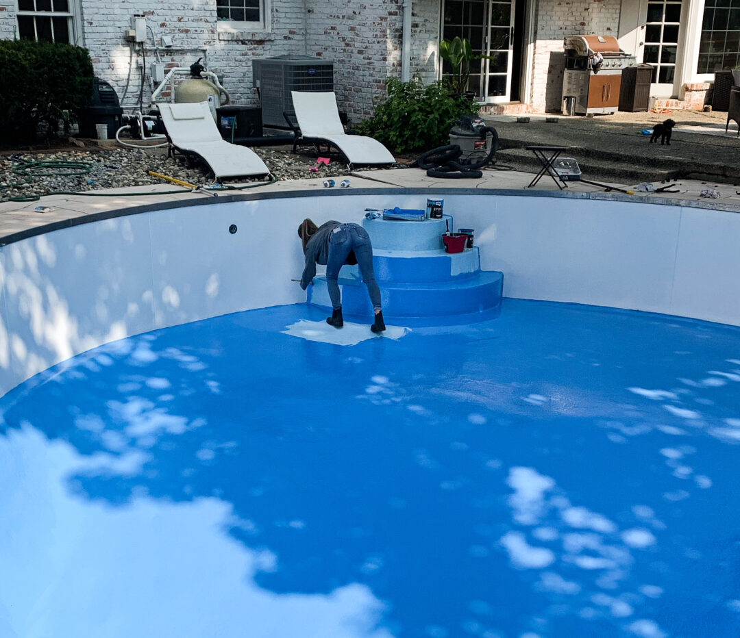 How to Paint a Swimming Pool with Epoxy Paint | DIY - Building Bluebird