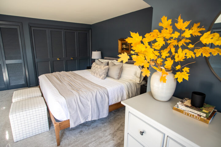 Modern master bedroom makeover with moody paint color | Building Bluebird #outerspace #swcolorlove #moodypaint #sw6251 #modern