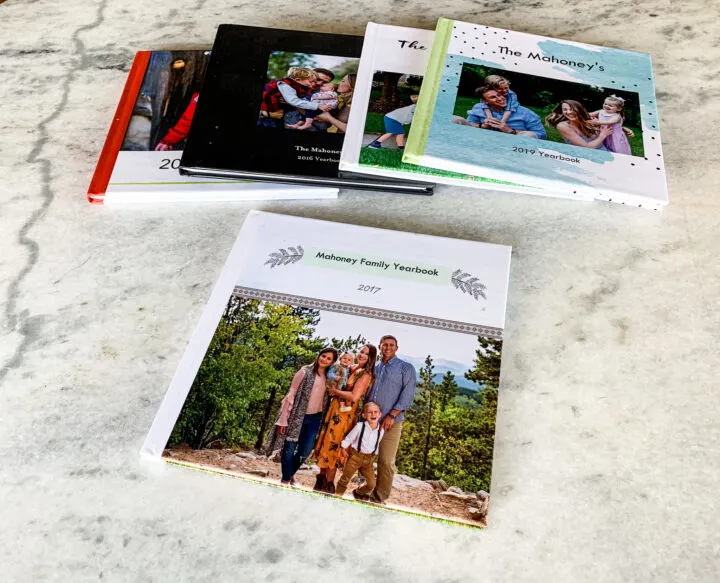 How to create an annual yearbook using Shutterfly | Building Bluebird #photos #giftguide