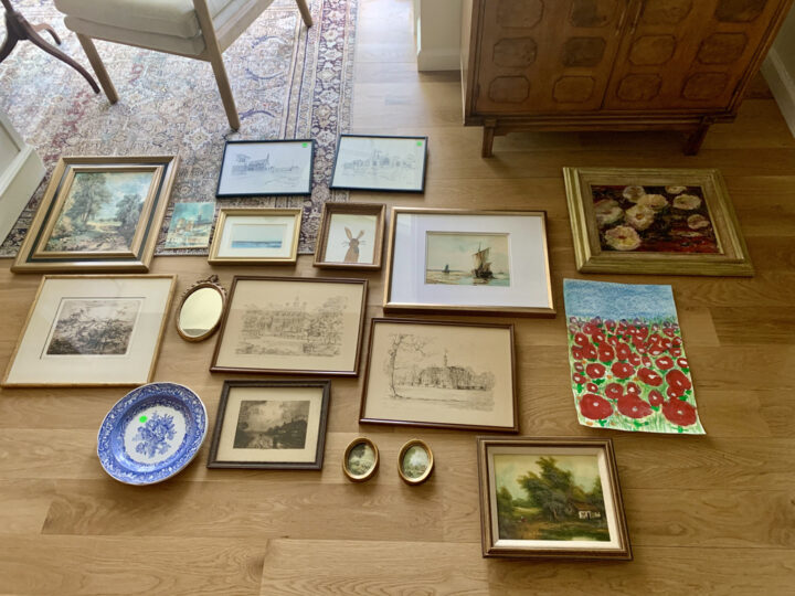 Adding unique artwork to a room design with vintage finds and personalized art | Building Bluebird #bhgorc #thriftedart #oilpainting #livingroom