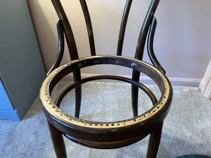 Recovering a vintage bentwood chair for a vintage girls bedroom makeover | Building Bluebird #bhgorc #cottagecore #grandmillennial