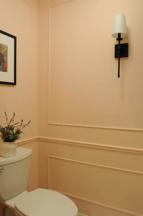 Small bathroom makeover with picture frame molding DIY & home sources | Building Bluebird