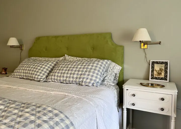 Guest bedroom lighting decisions for this feminine bedroom design | Building Bluebird