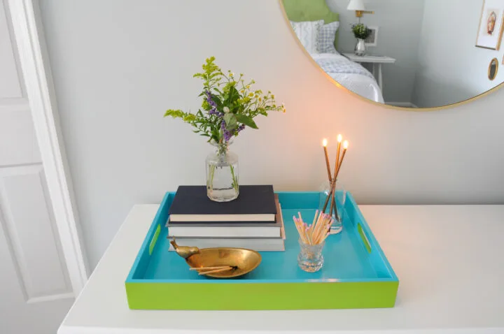 Easy DIY lacquer tray tutorial - blue and green tray | Building Bluebird
