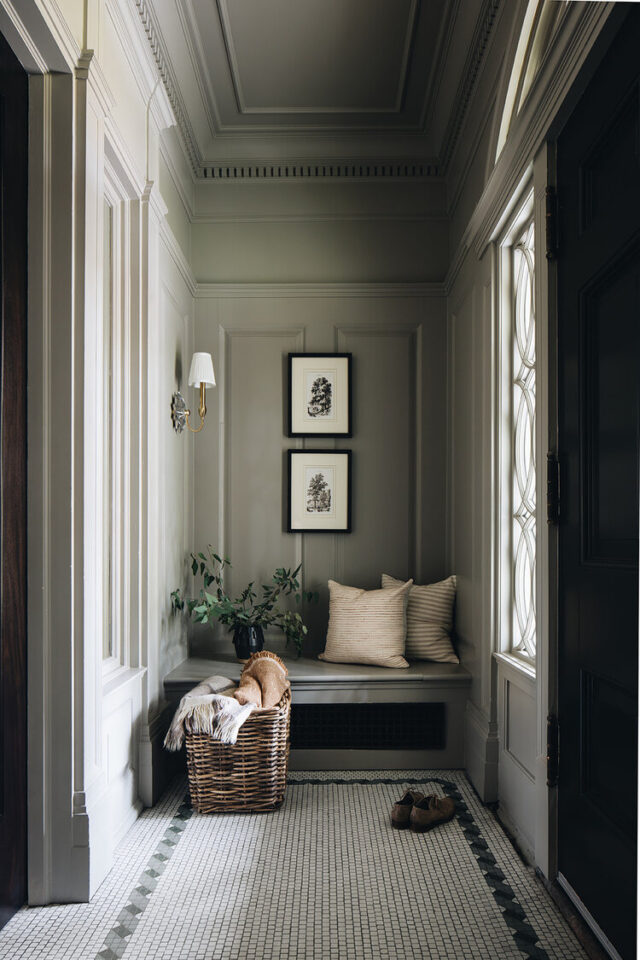 20+ Functional & Stylish Entryway Ideas for You - Building Bluebird