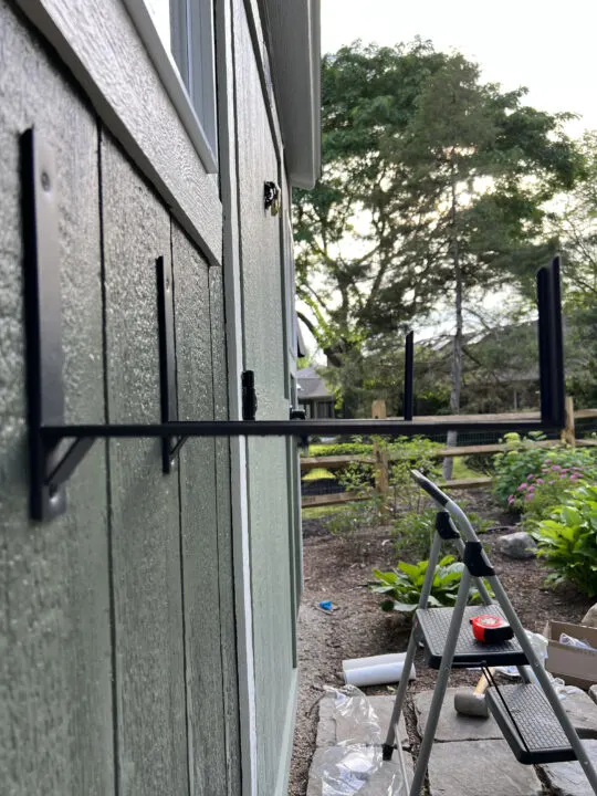 How to hang a window box | Easy DIY