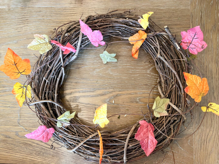 Easy and affordable Fall wreath DIY to add fun seasonal flair to your home | Building Bluebird