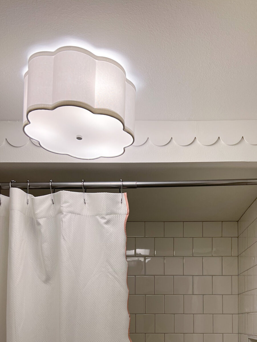 SCALLOPED EDGE LAYER DRIPPING IN DECO
