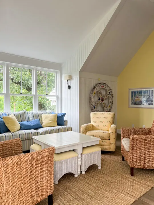 25 Beautiful coastal decor ideas to try at home - nautical design